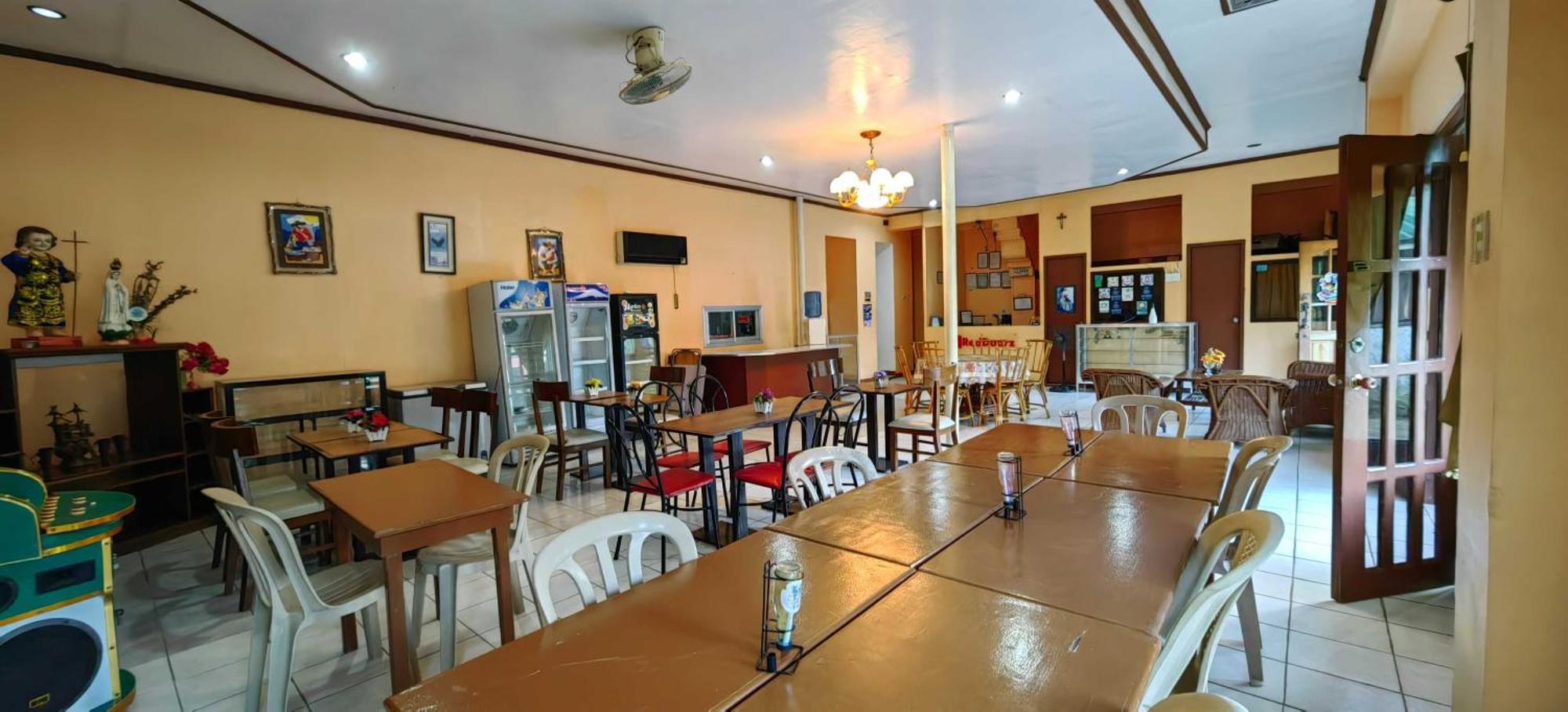 Oyo 1038 William Hearts Pension Puerto Princesa Buitenkant foto