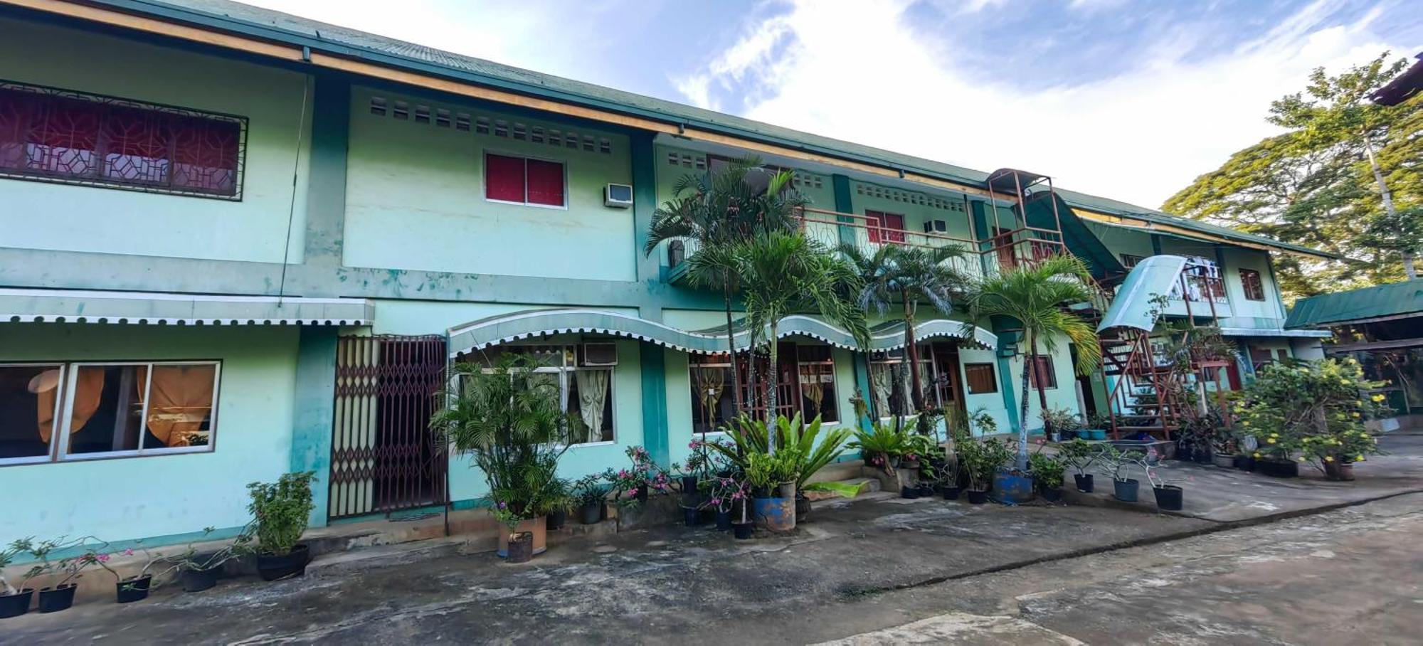 Oyo 1038 William Hearts Pension Puerto Princesa Buitenkant foto